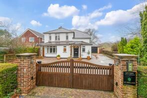 St Brelade, Southampton Road, Bartley SO40 2NA