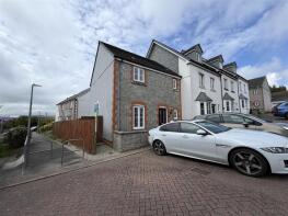 24, Keay Heights, St. Austell PL25 4AZ