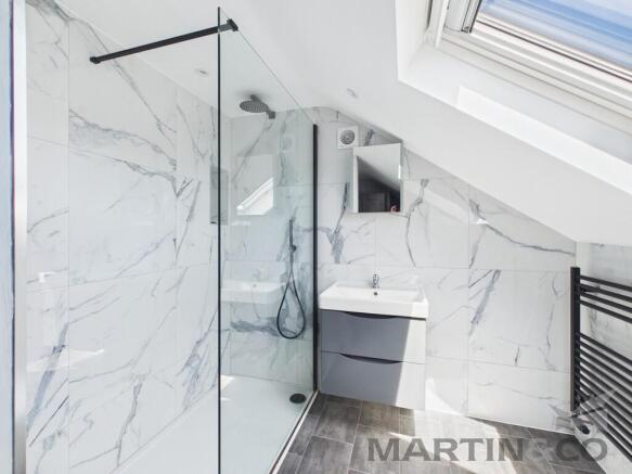 Shower Room 6