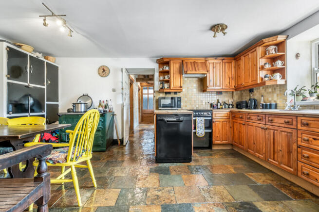 3 bed Detached for sale Image 6
