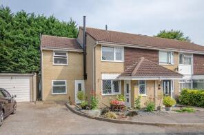 68, Firework Close, Kingswood BS15 4LU