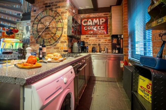 1 bed Apartment to rent Image 6