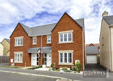 Rapide Crescent, Witney, Oxfordshire, OX29