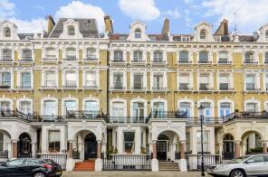 Flat A, 46, Redcliffe Square, London SW10 9HQ
