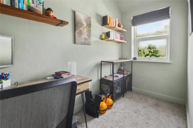3 bed Terraced for sale Image 6