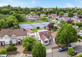75, Greenford Gardens, Greenford UB6 9NA