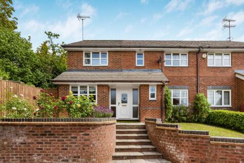 Grayling Court, Berkhamsted, HP4
