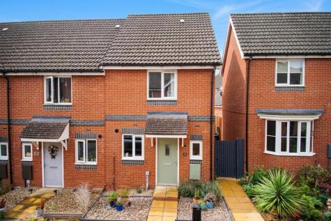 Crossbill Close, Queens Hill, Norwich