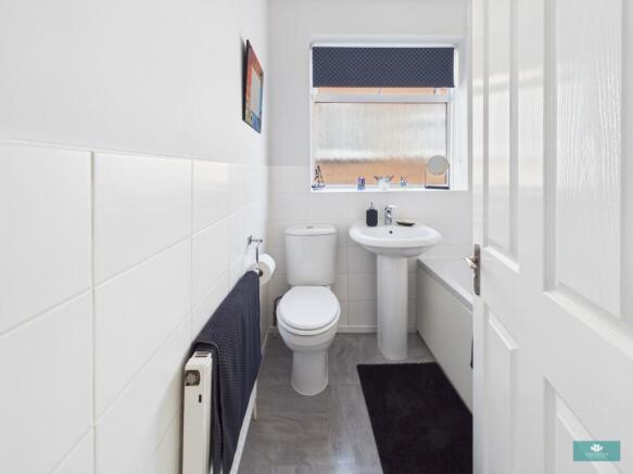 2 bed Bungalow for sale Image 9