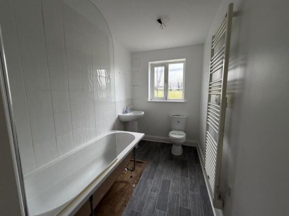 2 bed Flat for sale Image 8