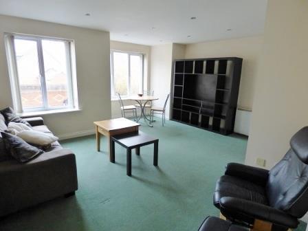 27 Glover Road Living Room (448x336).jpg