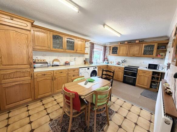 Ridgefields, Biddulph Moor, Stoke-On-Trent photo 5