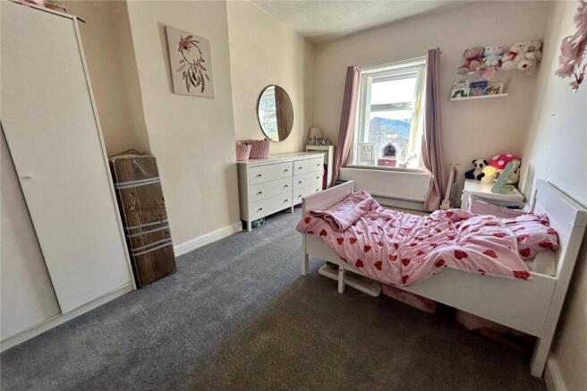 2 bed Terraced for sale Image 8