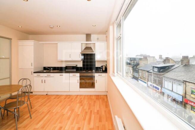 1 bed Apartment to rent Image 10
