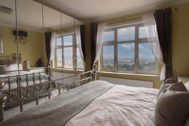 Bedroom 2 (Double)