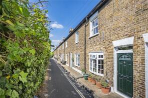 13, Trinity Cottages, Richmond TW9 2LA