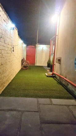 Photo 28