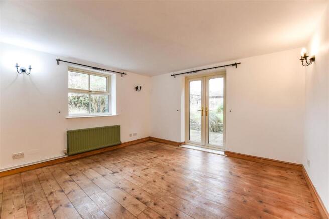 Dining Room.JPG