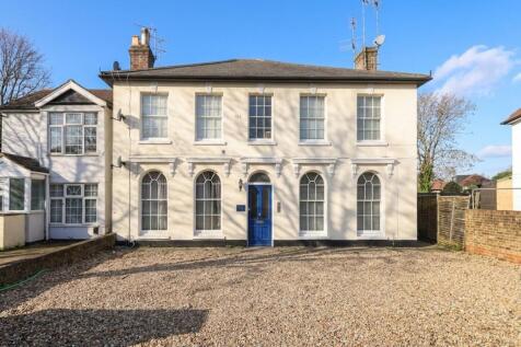 Hillingdon Road, Uxbridge, UB10