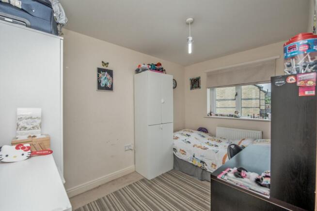 3 bed Semi-Detached for sale Image 9