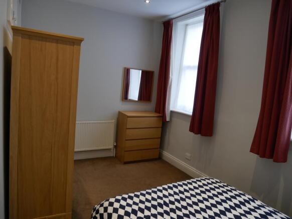1 bed Apartment to rent Image 5