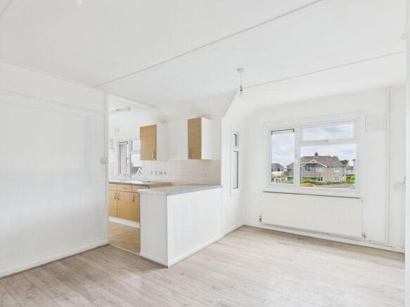 kitchen/lounge/diner