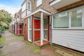 19, Giles Coppice, London SE19 1XF