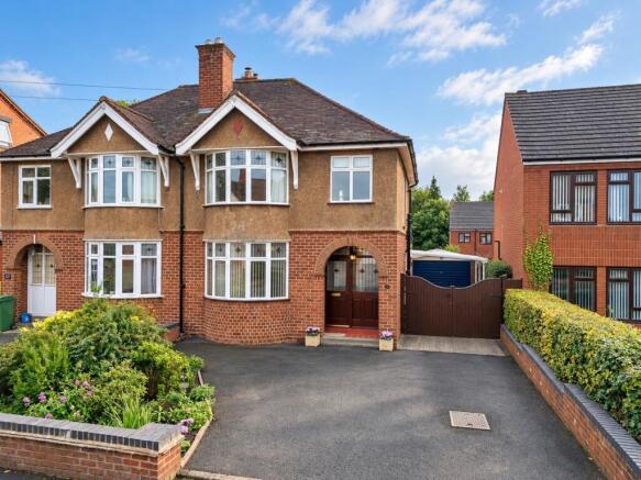 3-bed semi-detached on Wrockwardine Road, Wellington, Telford, Shropshire, TF1 3DA, £300,000