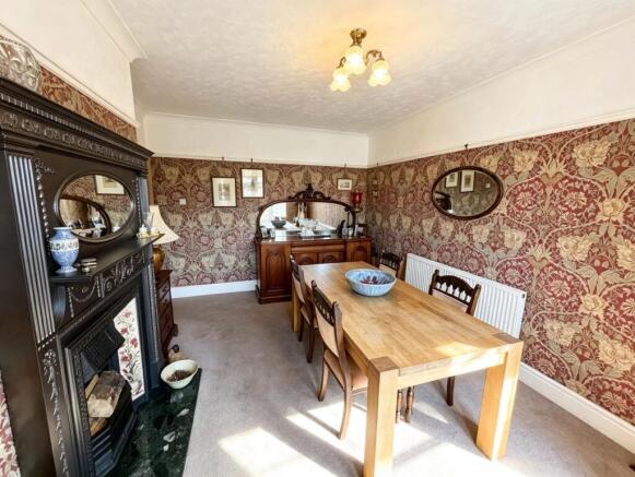 3 bed Semi-Detached for sale Image 10