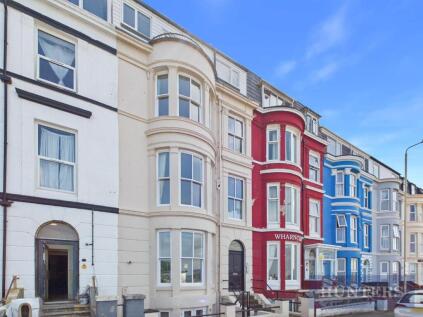 Queens Parade, Scarborough