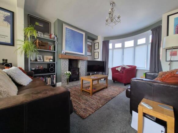 3 bed Semi-Detached for sale Image 6