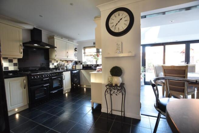 Kitchen / Diner