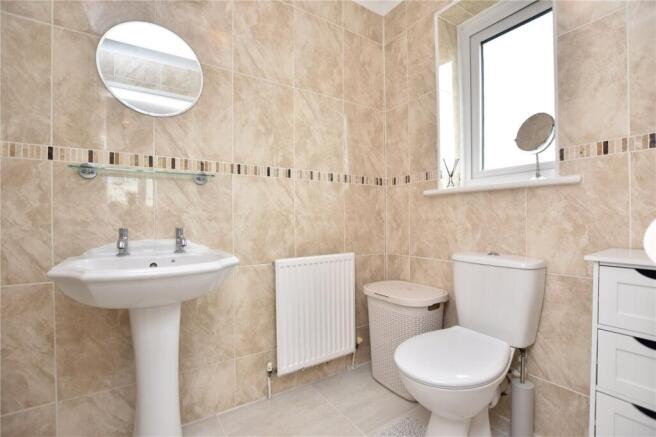 4 bed Detached for sale Image 6