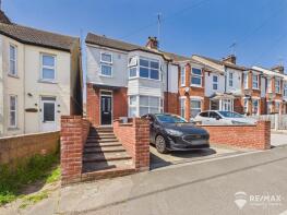 16, Birch Avenue, Harwich CO12 4DB