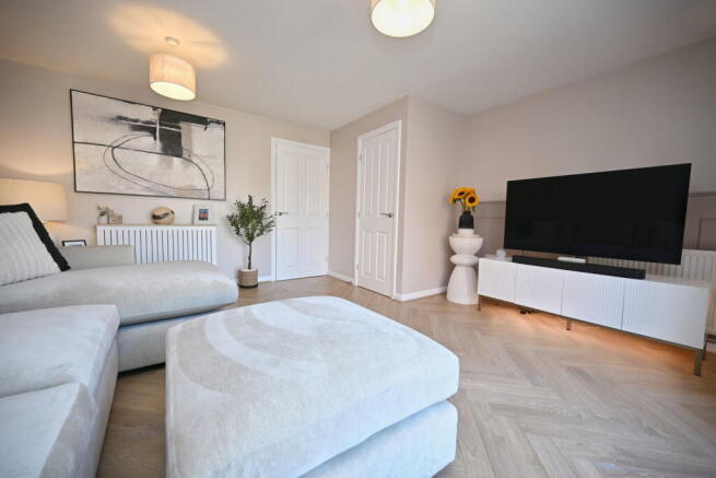 3 bed Semi-Detached for sale Image 5