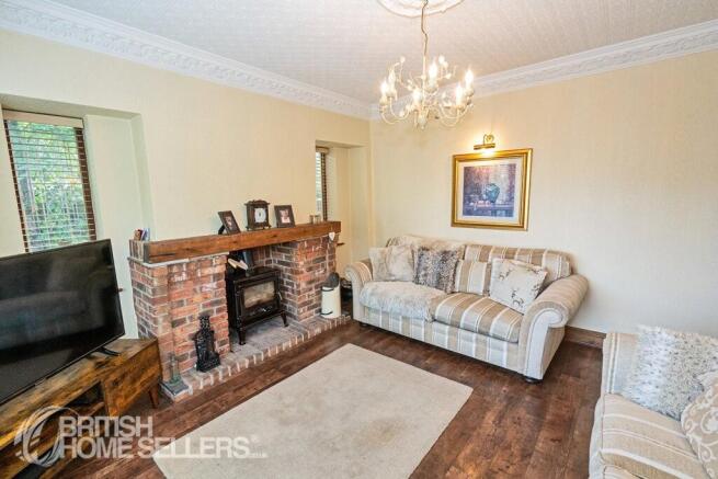 3 bed Bungalow for sale Image 11