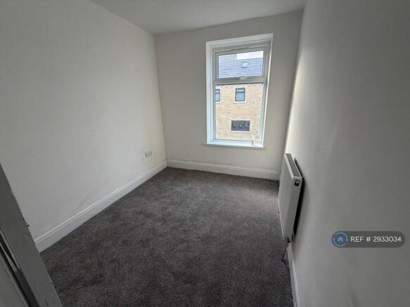 3 bed Terraced to rent Image 7