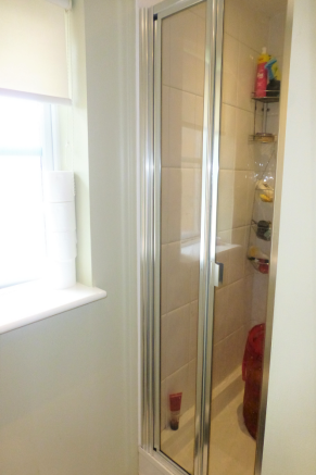 BEDROOM 1 EN SUITE