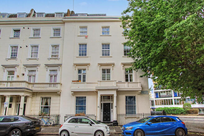 Flat E, 96 Gloucester Street, London, SW1V 4ED