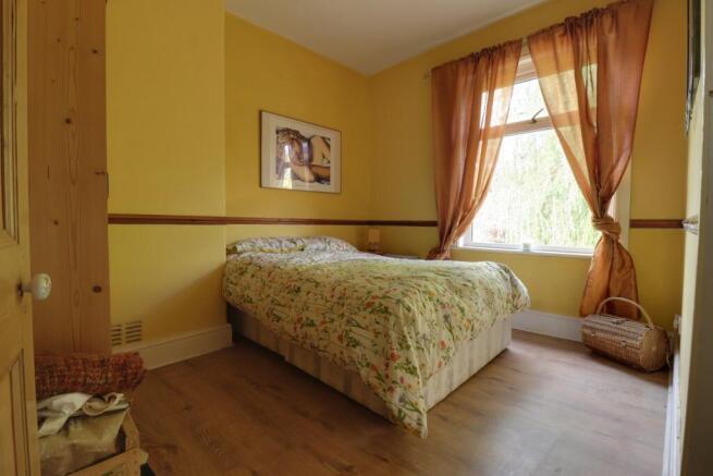 3 bed Terraced for sale Image 8