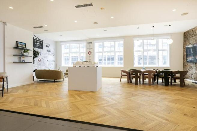 3 Islington High Street 5.jpg