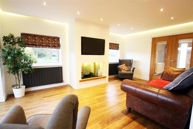 Living-Room-2-edited.jpg