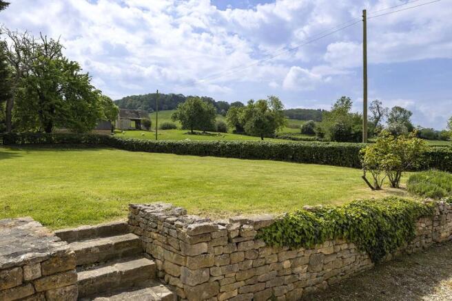 Lawned Garden