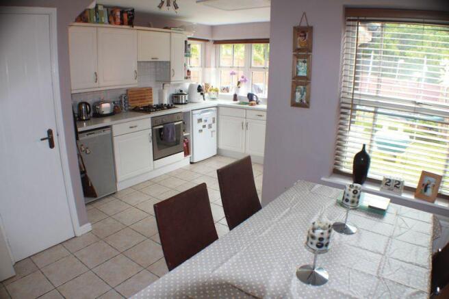 Kitchen Diner 
