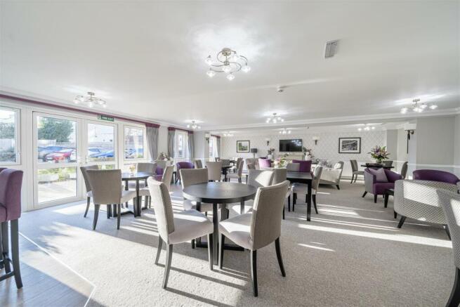 Owners Lounge (3).jpg