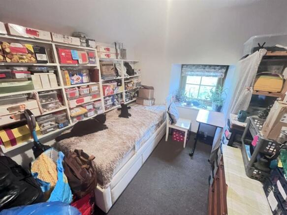 REAR BEDROOM
