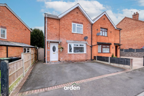 Shrubbery Road, Bromsgrove, B61