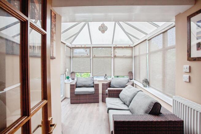 4 bed Detached for sale Image 6