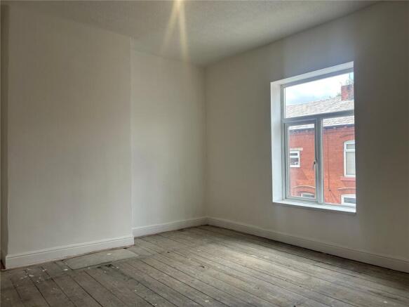 2 bed Terraced for sale Image 8