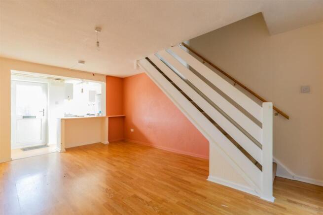 Ashdene Close, Fairwater, Cardiff photo 3